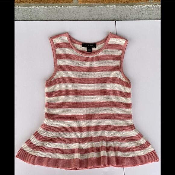 St. John vest sweater size small - Picture 11 of 11